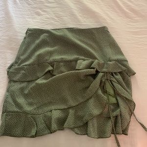 PRINCESS POLLY GREEN MINI SKIRT
